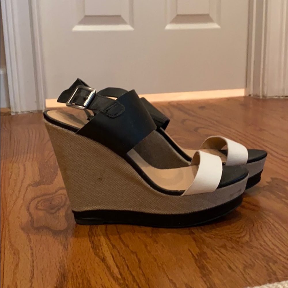 Canvas Wedges